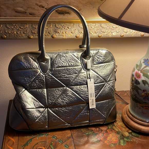 Marc Jacob’s satchel - Picture 3 of 9